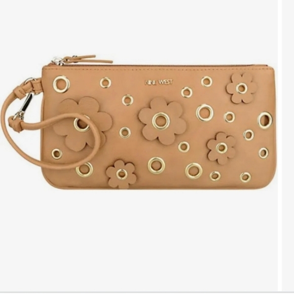 Nine west floral wristlet - Picture 1 of 7